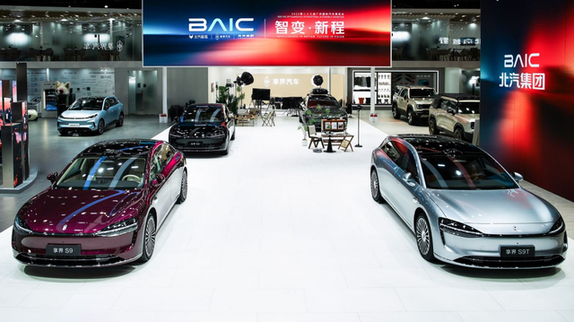 豪华车的旧秩序塌了：享界9系补上了最关键的一刀